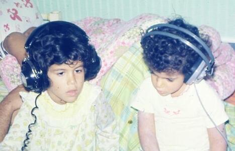 Danielle & Galeet Dardashti childhood photo