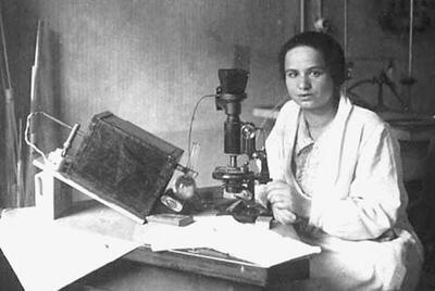 Marietta Blau at the Institute for Radium Research in Vienna, circa 1925