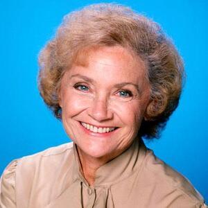 Estelle Getty, 1985