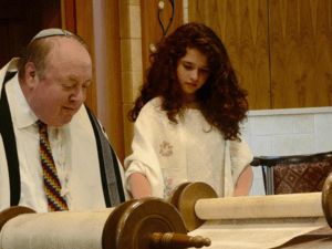 Rising Voices Fellow Minnah Stein at her Bat Mitzvah