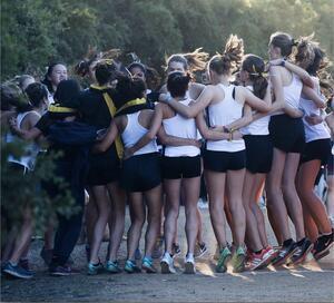 Rising Voices Fellow Molly Weiner's school cross country team