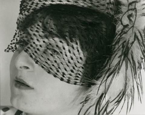 "Pit with Veil" by Grete Stern, 1931