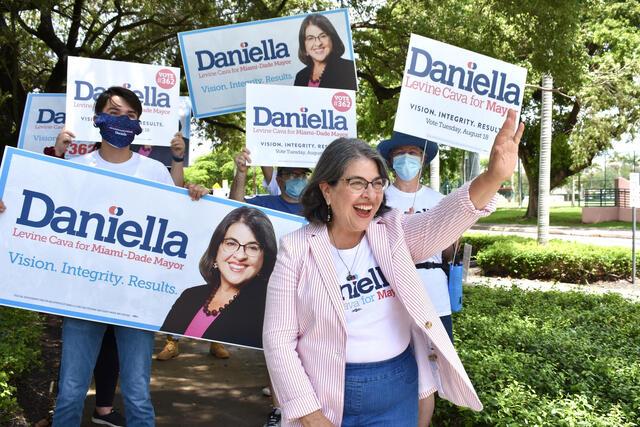 Daniella Levine Cava With Supporters in Coral Gables, Florida