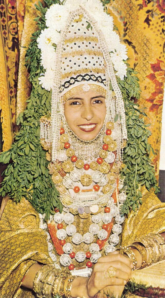 Photo of Jewish bride in traditional Yemen garb, 1950's