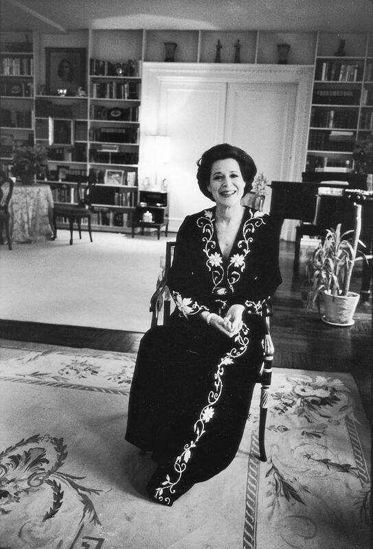 Kitty Carlisle Hart